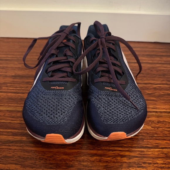 Altra Torin 4 Plush Zero Drop Running Shoes Navy Blue Women's Sz 8.5 Pristine! - Picture 3 of 9